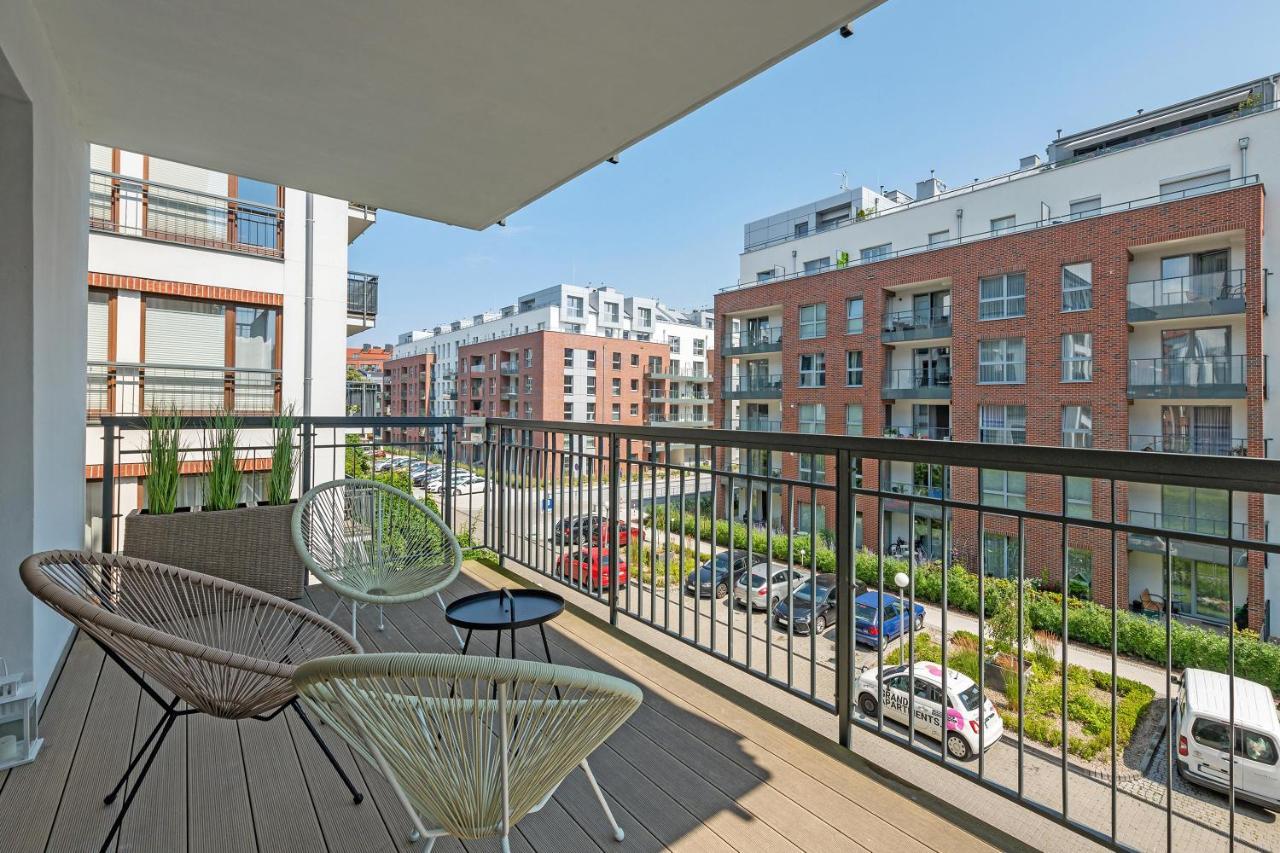 Szafarnia Marina, City Center & Free Parking By Downtown Apartments Гданск Екстериор снимка